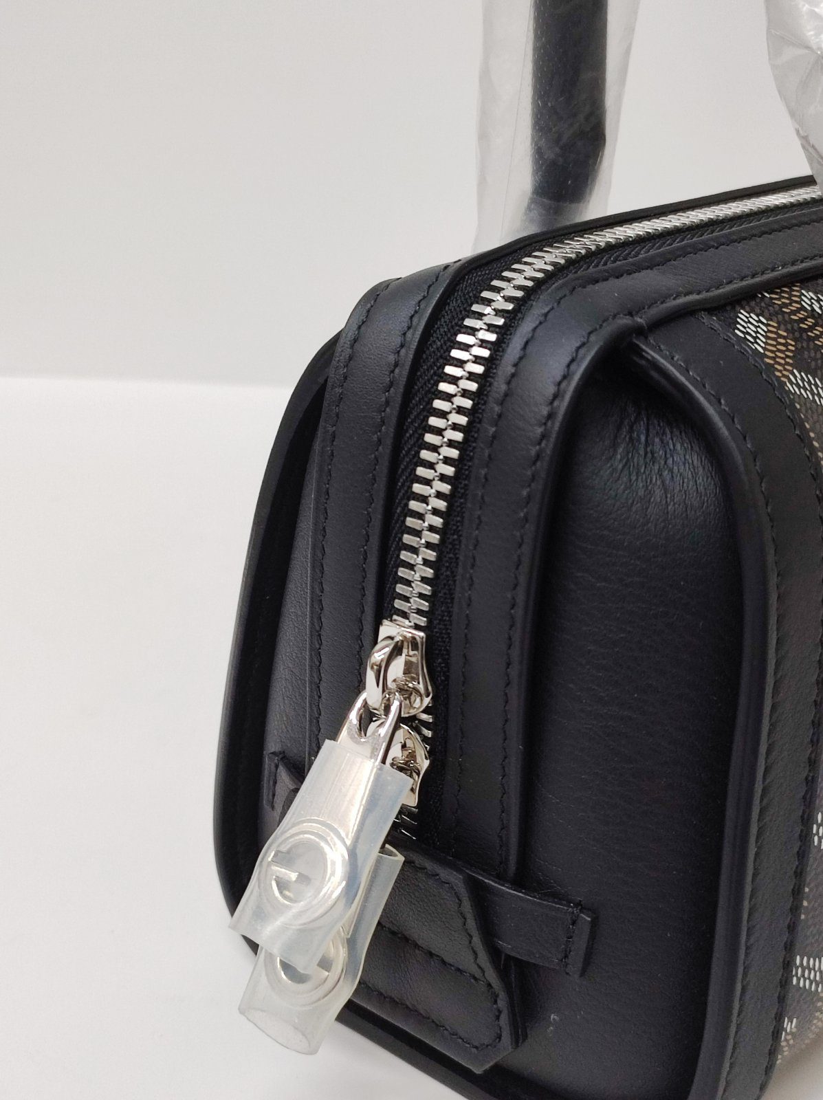 brand new goyard bonbonniere black pm brand new goyard bonbonniere black pm