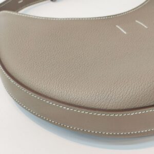 hermes arcon veau togo etoupe ghw stamp w