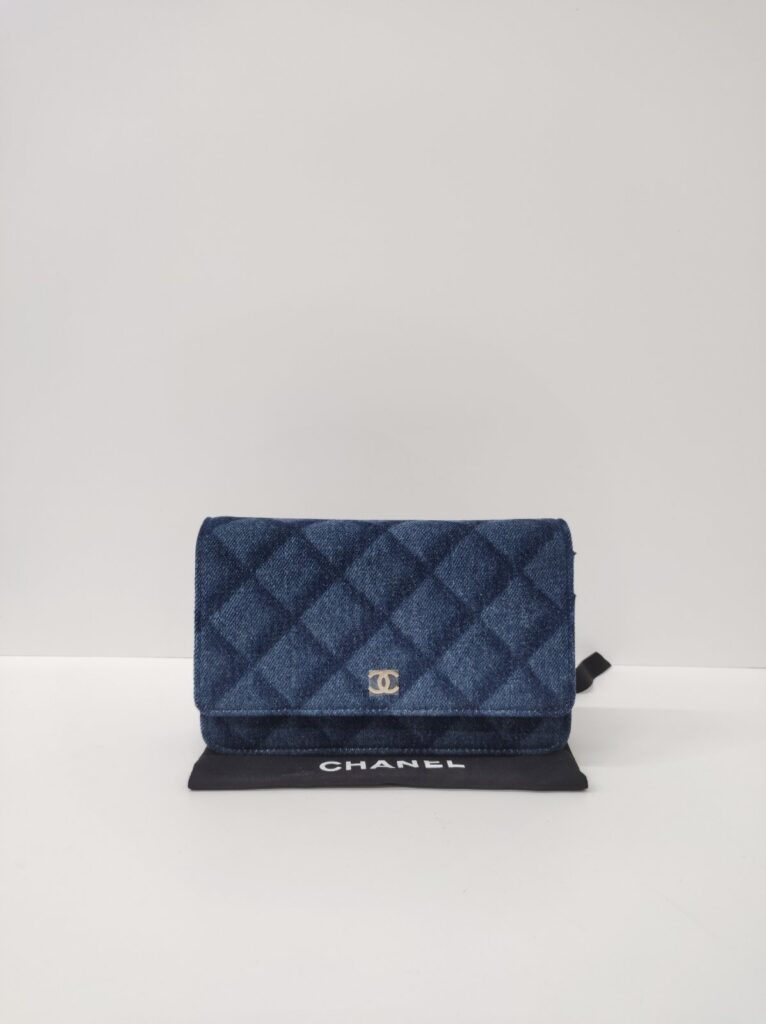 brand new kept unused chanel woc denim shw microchipped