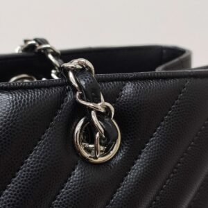 chanel shopping tote large chevron caviar series 22