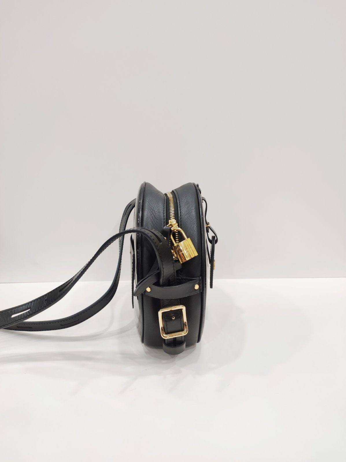 lv black vernis boite chapeau lv black vernis boite chapeau