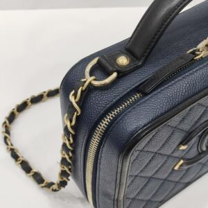 chanel navy blue vanity caviar leather ghw series 23