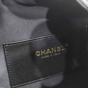 chanel c25 medium black caviar leather ghw