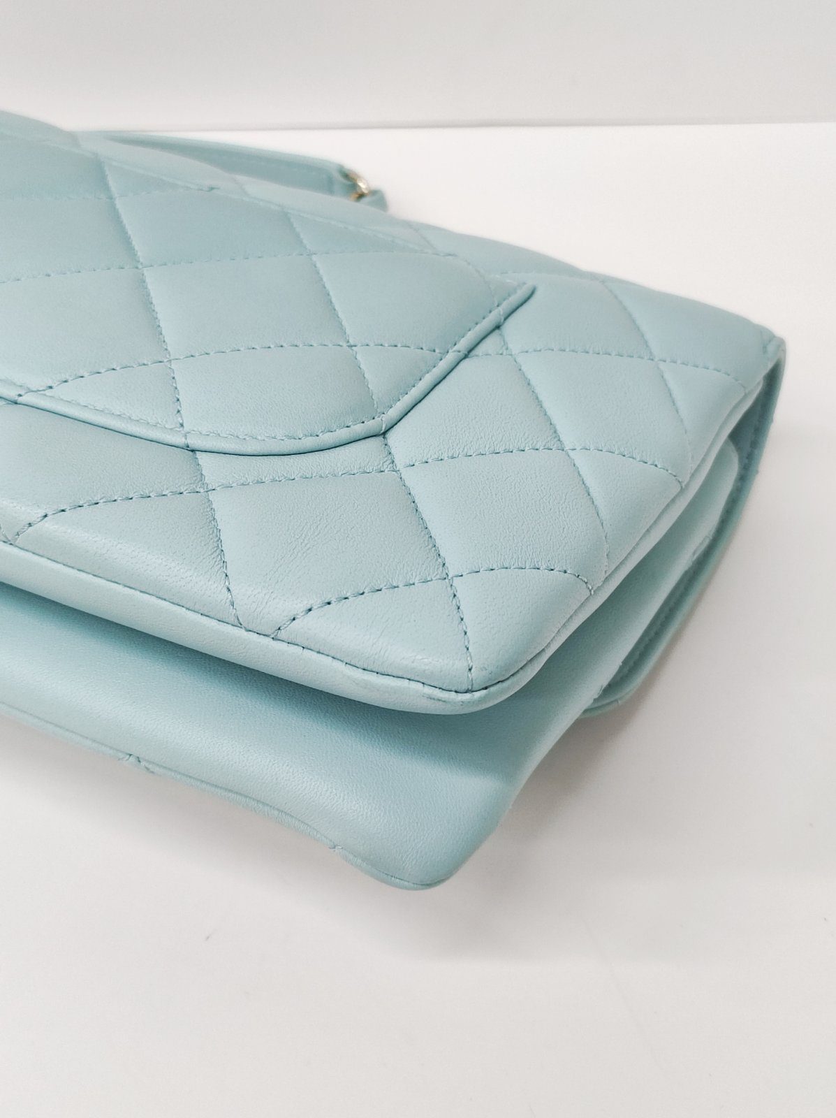 new kept unused chanel trendy cc tiffany blue lghw series 29 new kept unused chanel trendy cc tiffany blue lghw series 29