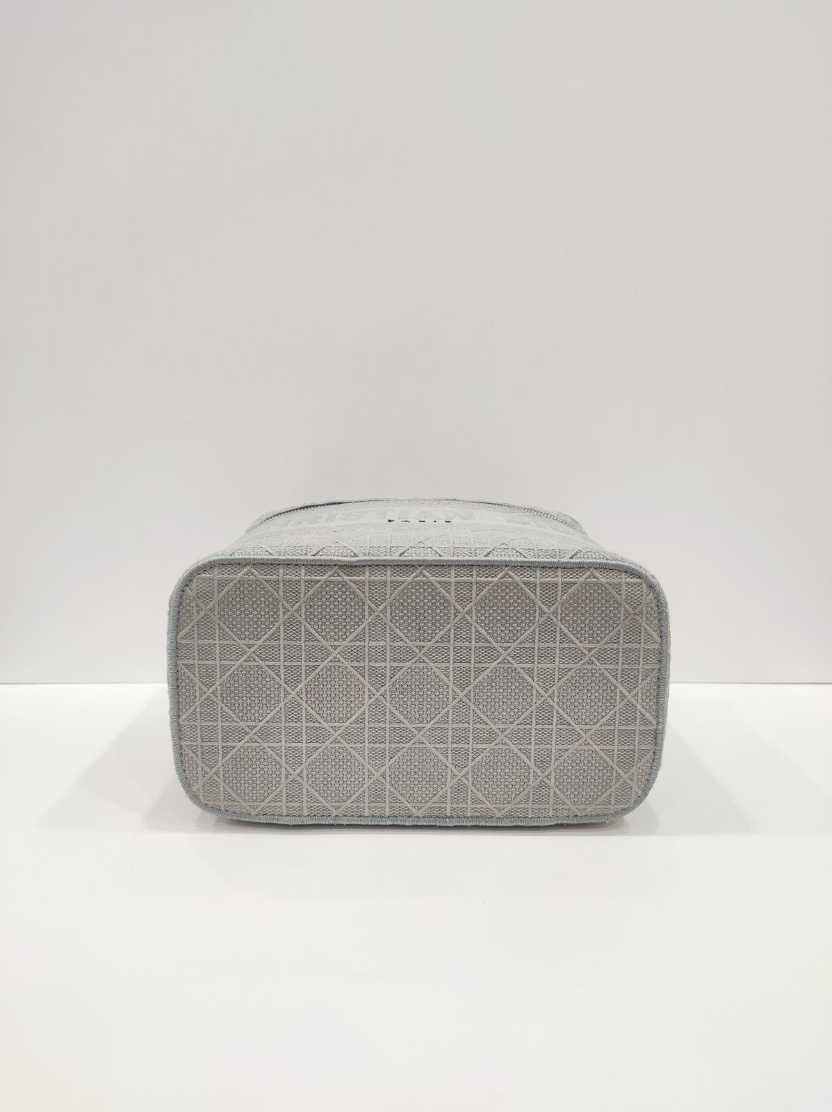 christian dior gray vanity canvas christian dior gray vanity canvas