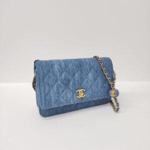 chanel woc cc pearl crush denim ghw microchipped