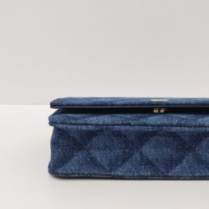 brand new kept unused chanel woc denim shw microchipped