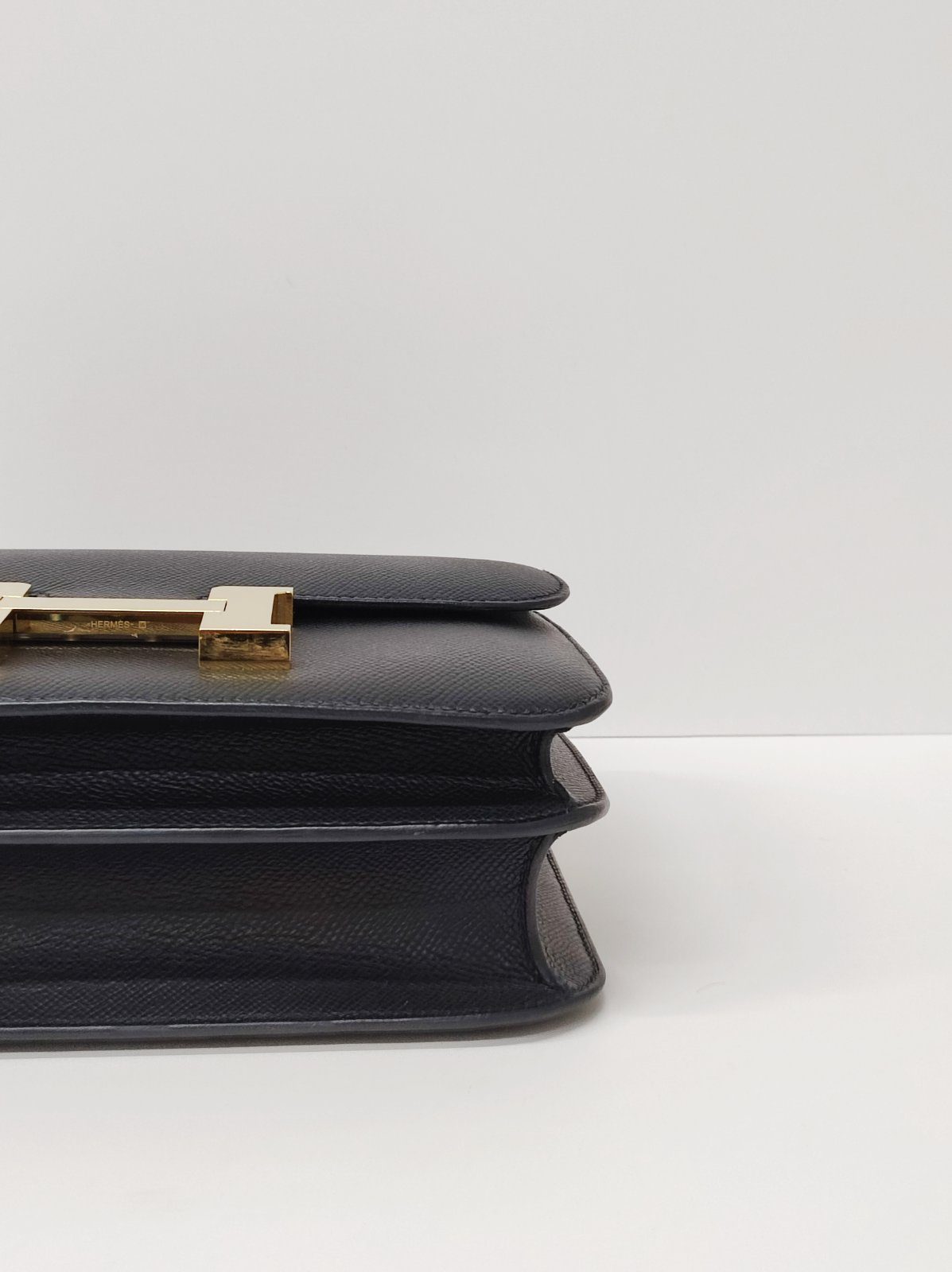 hermes constance 24 noir ghw stamp z hermes constance 24 noir ghw stamp z