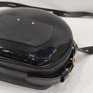 lv black vernis boite chapeau