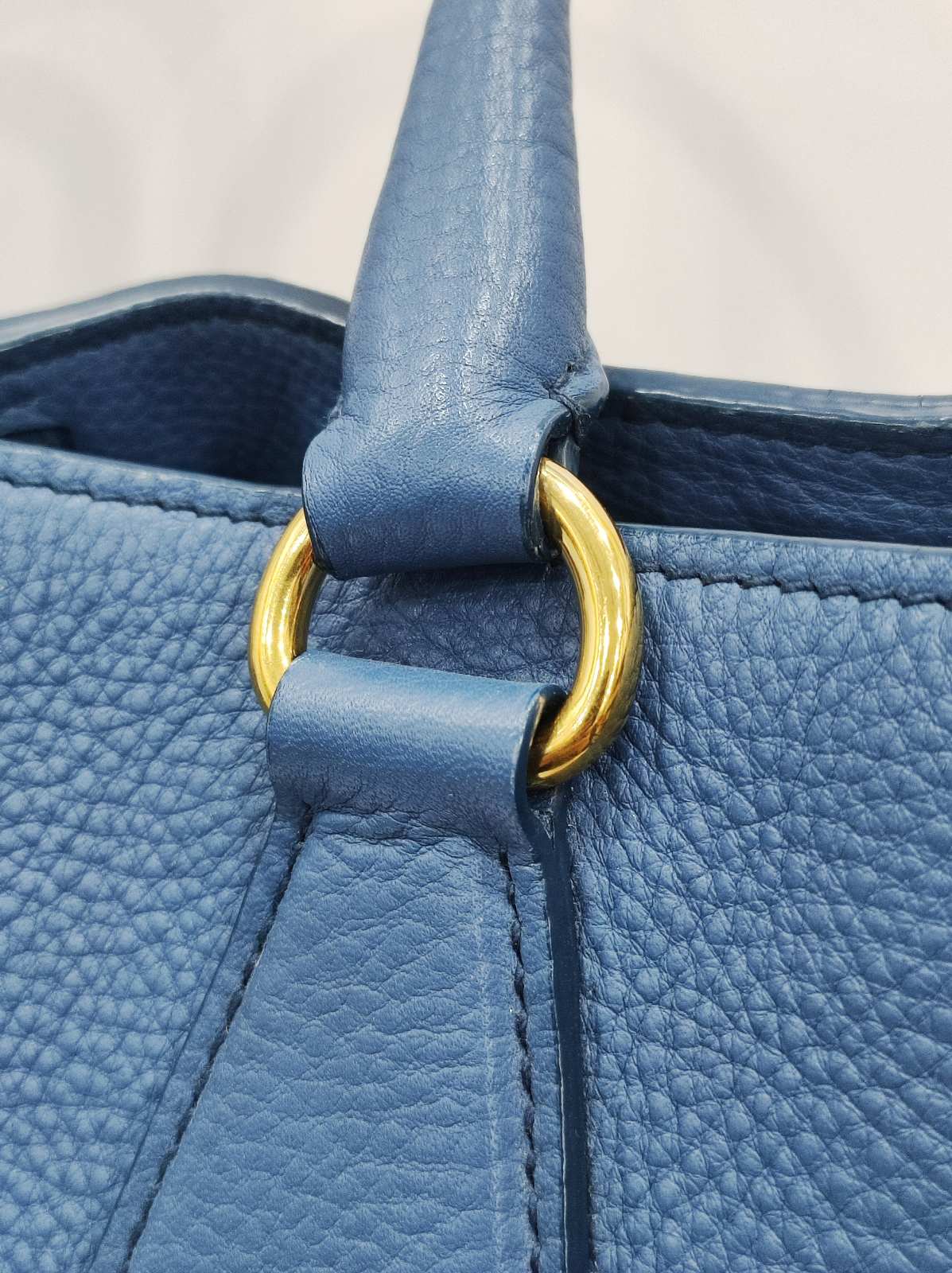 prada vitello diano leather blue tote bag prada vitello diano leather blue tote bag
