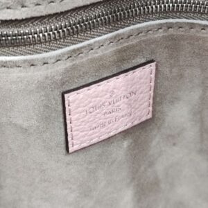 lv lock it mm veau cachemire leather magnolia pink