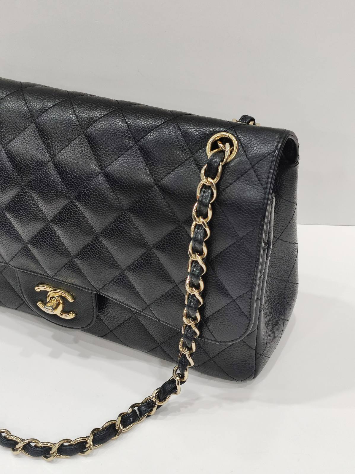 chanel double flap jumbo caviar leather black ghw series 18 chanel double flap jumbo caviar leather black ghw series 18