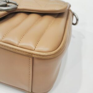 gucci gg marmont top handle bag beige small