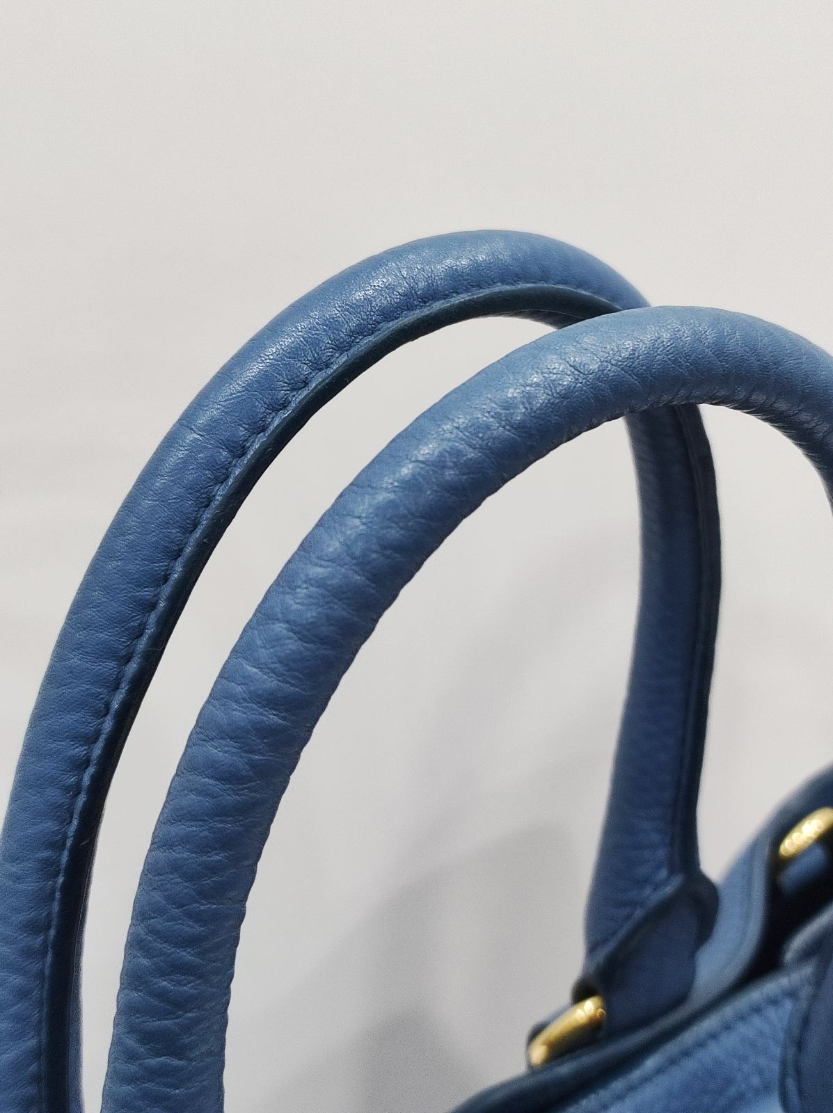 prada vitello diano leather blue tote bag prada vitello diano leather blue tote bag