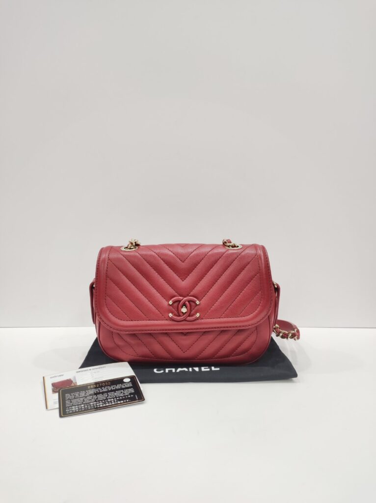 chanel red chevron quilted shoulder bag ghw series 26