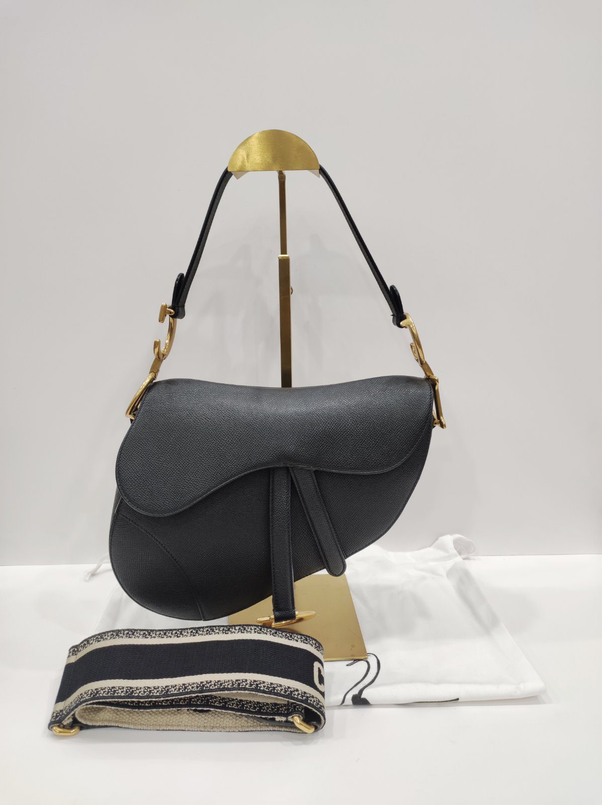 christian dior saddle black medium ghw christian dior saddle black medium ghw