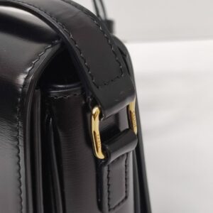 celine triomphe teen black ghw