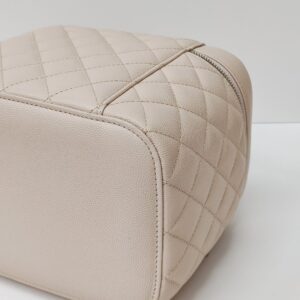 chanel vanity case light beige caviar ghw series 31