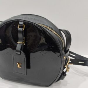 lv black vernis boite chapeau