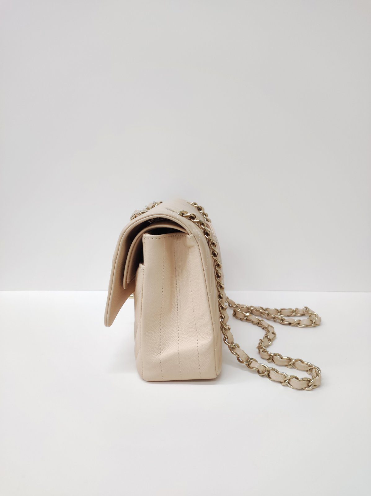 chanel medium double flap chevron caviar beige lghw series 31 chanel medium double flap chevron caviar beige lghw series 31