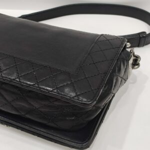 chanel leboy old medium black calfskin leather rhw series 19