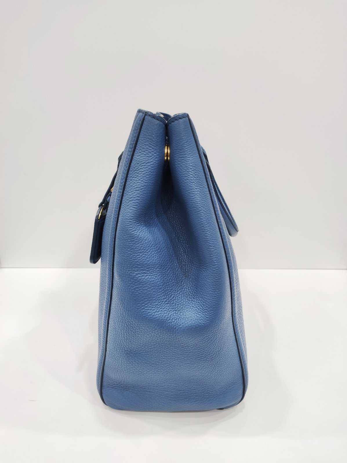 prada vitello diano leather blue tote bag prada vitello diano leather blue tote bag