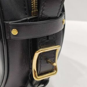 lv black vernis boite chapeau