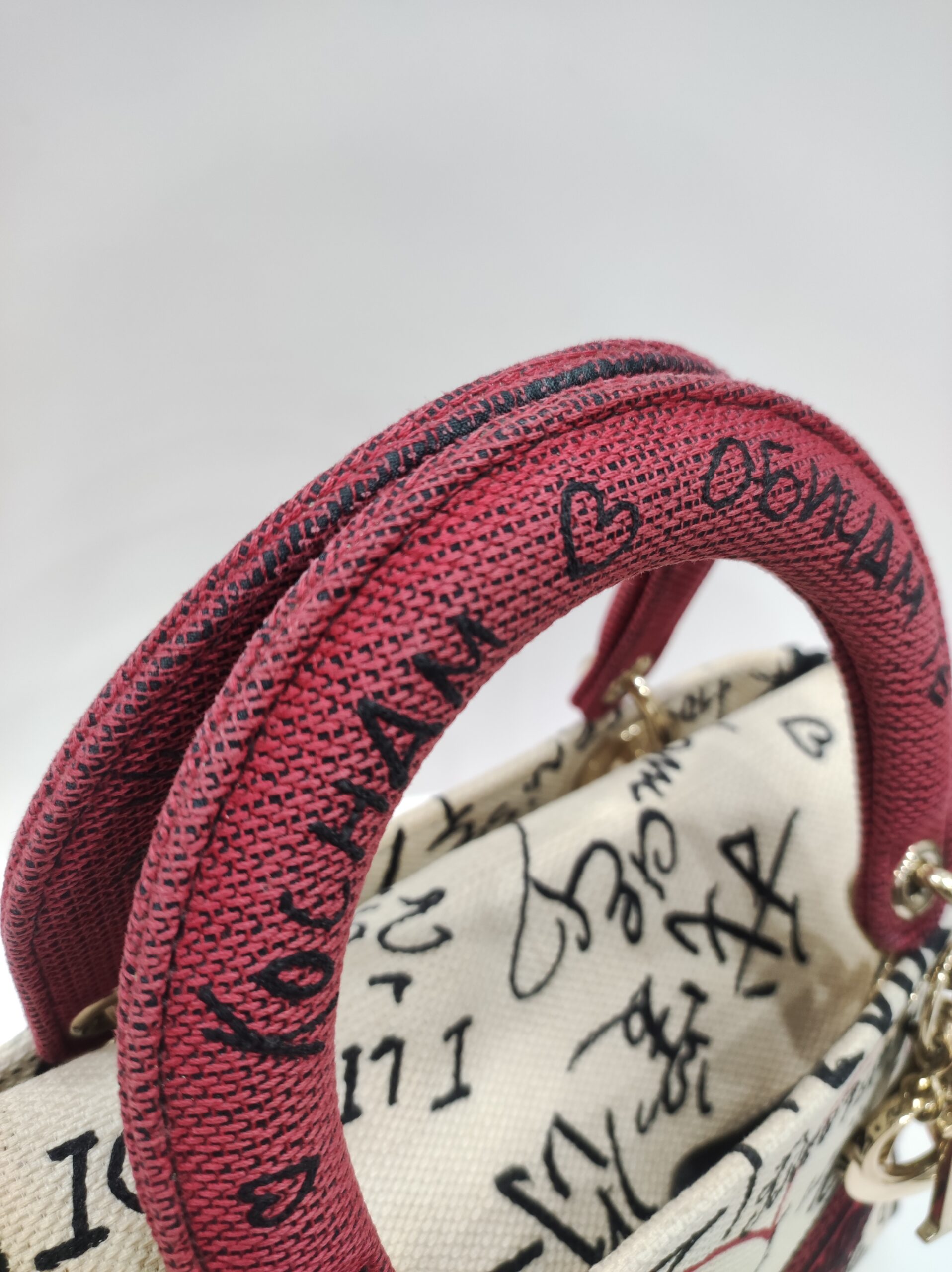 christian dior lady d lite graffiti amour medium canvas christian dior lady d lite graffiti amour medium canvas