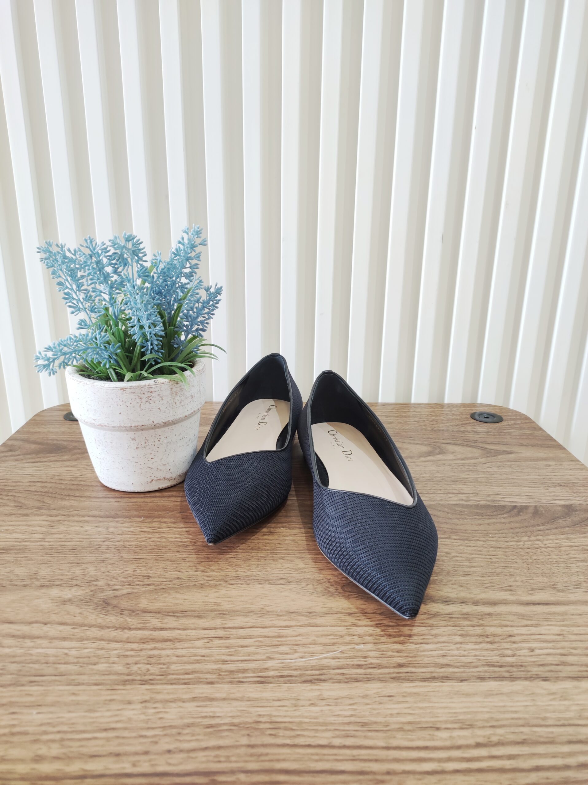 Christian Dior Pointed-Toe Flats Shoes Black Christian Dior Pointed-Toe Flats Shoes Black