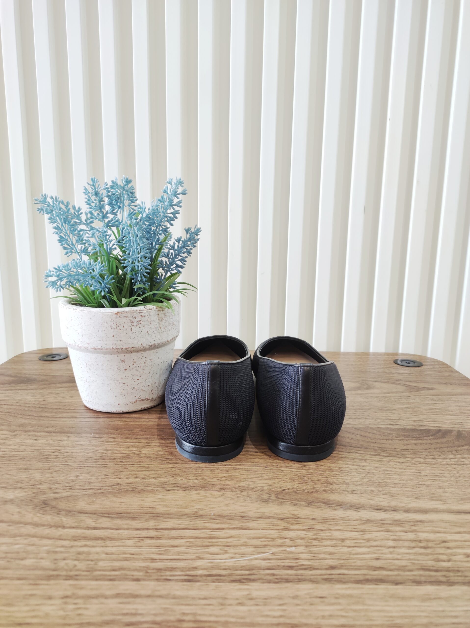 Christian Dior Pointed-Toe Flats Shoes Black Christian Dior Pointed-Toe Flats Shoes Black