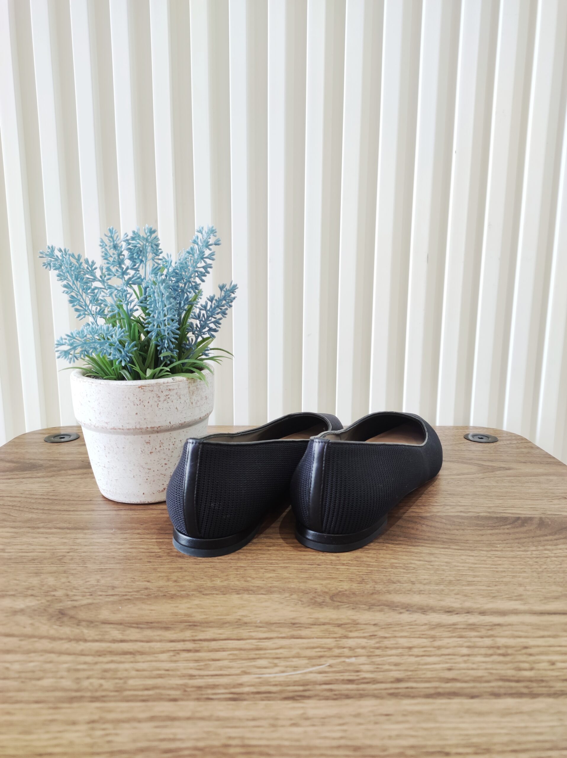 Christian Dior Pointed-Toe Flats Shoes Black Christian Dior Pointed-Toe Flats Shoes Black