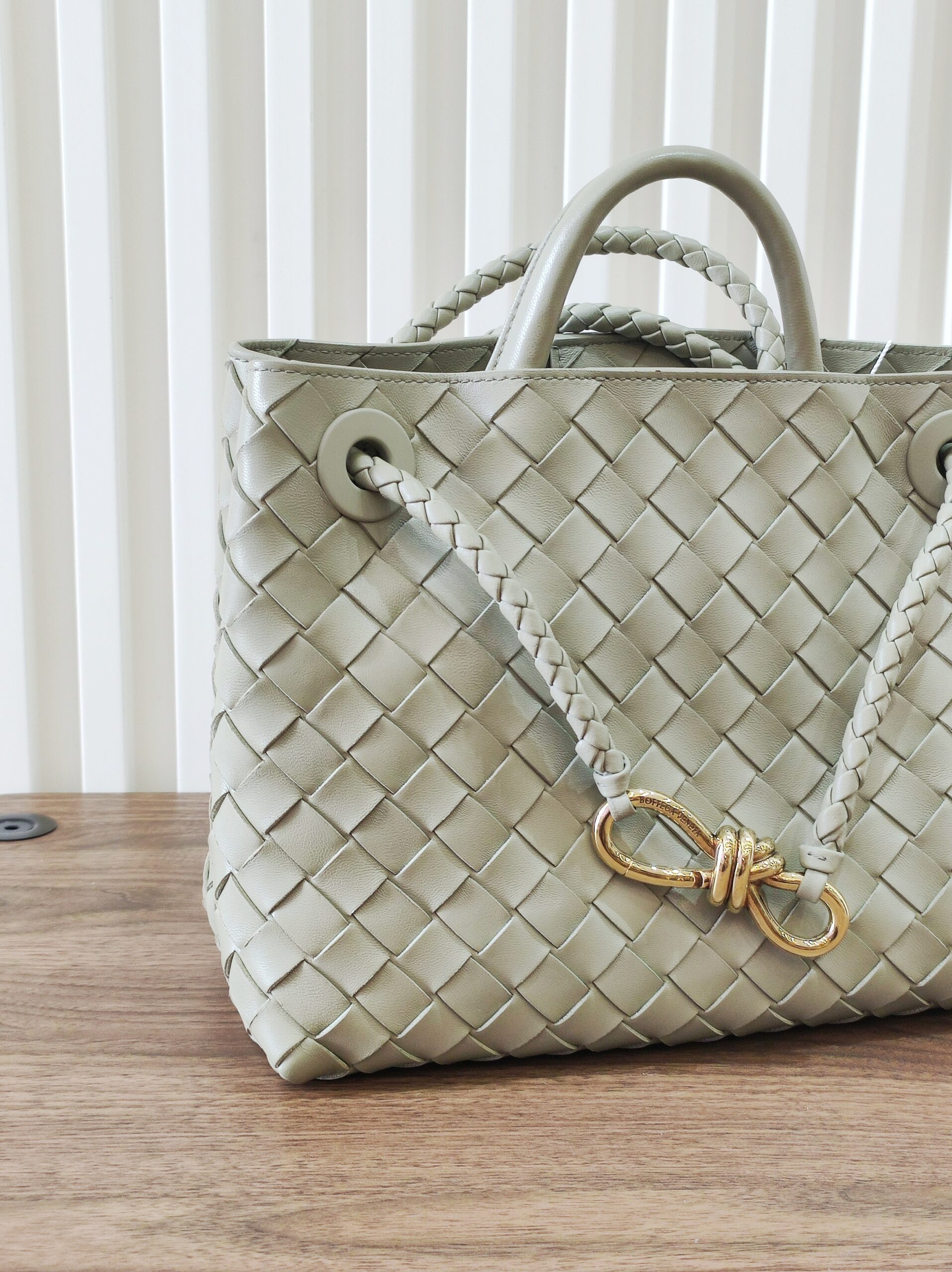 Bottega Veneta Andiamo Small Sage Green Bottega Veneta Andiamo Small Sage Green