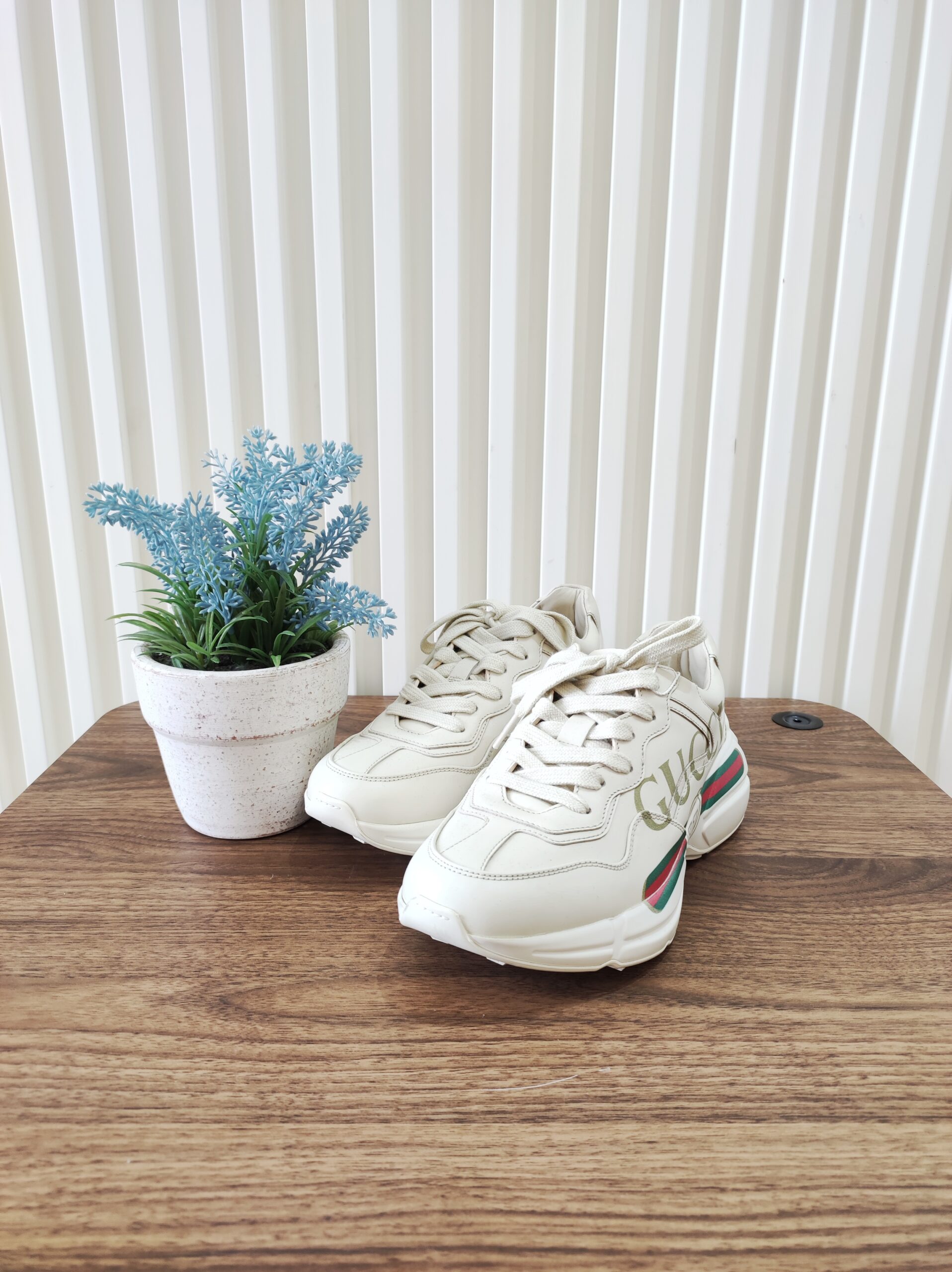 Gucci Rhyton Sneakers Ivory Gucci Rhyton Sneakers Ivory