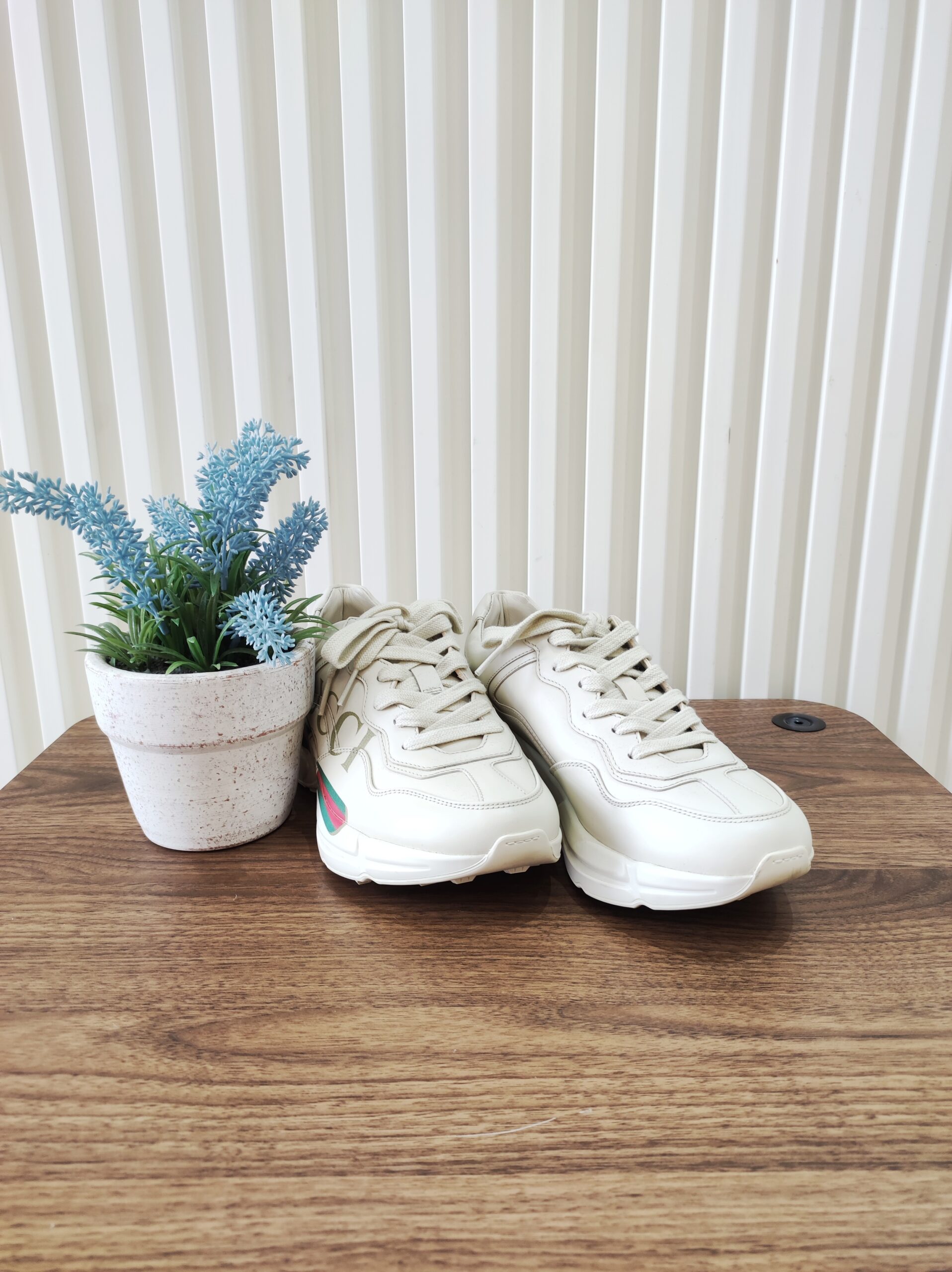 Gucci Rhyton Sneakers Ivory Gucci Rhyton Sneakers Ivory