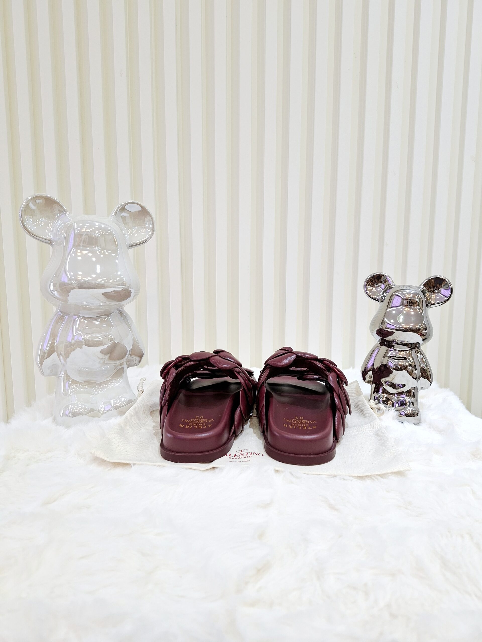 valentino garavani atelier 03 rose flat sandals burgundy size 35.5 valentino garavani atelier 03 rose flat sandals burgundy size 35.5