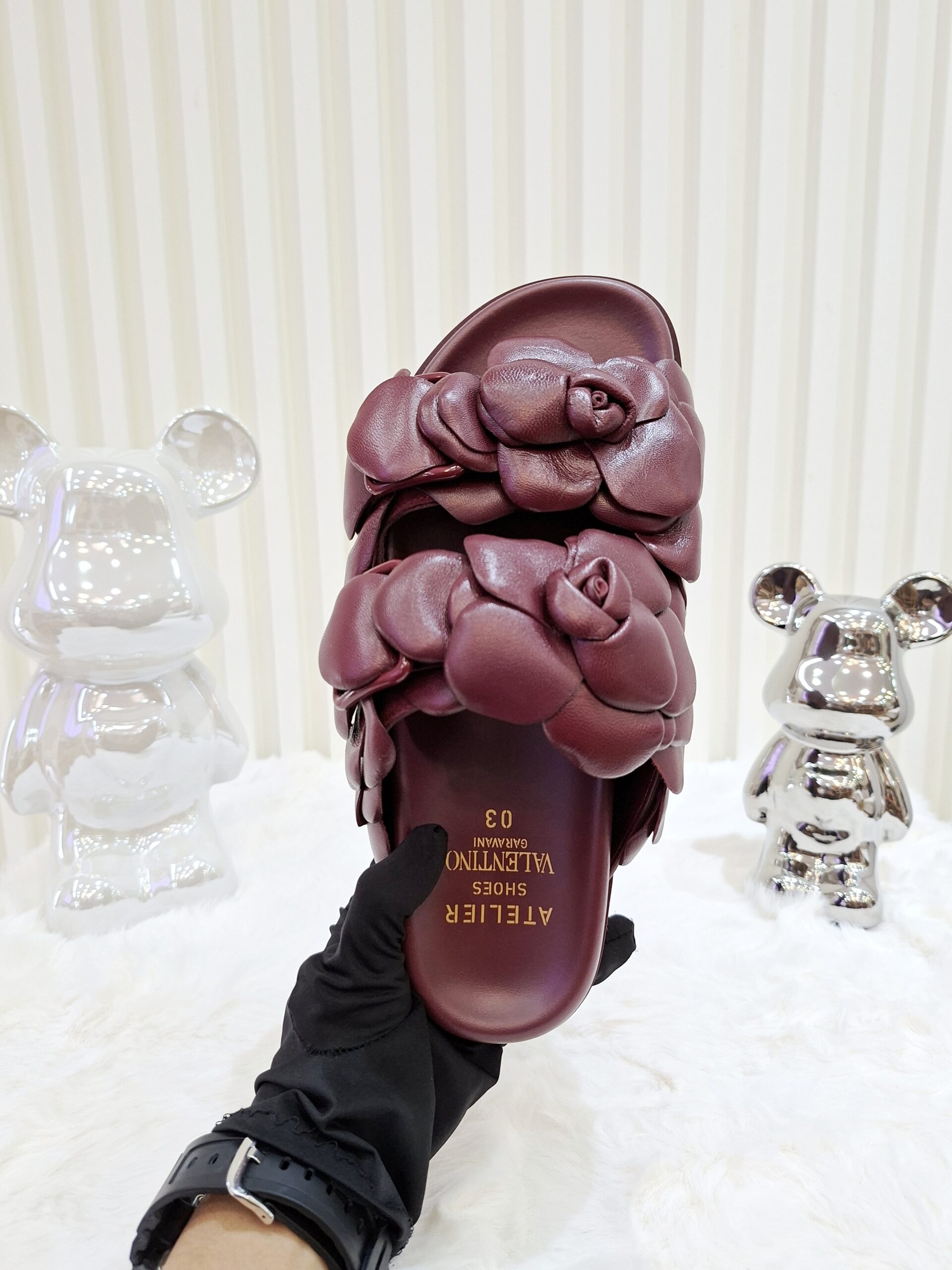 valentino garavani atelier 03 rose flat sandals burgundy size 35.5 valentino garavani atelier 03 rose flat sandals burgundy size 35.5