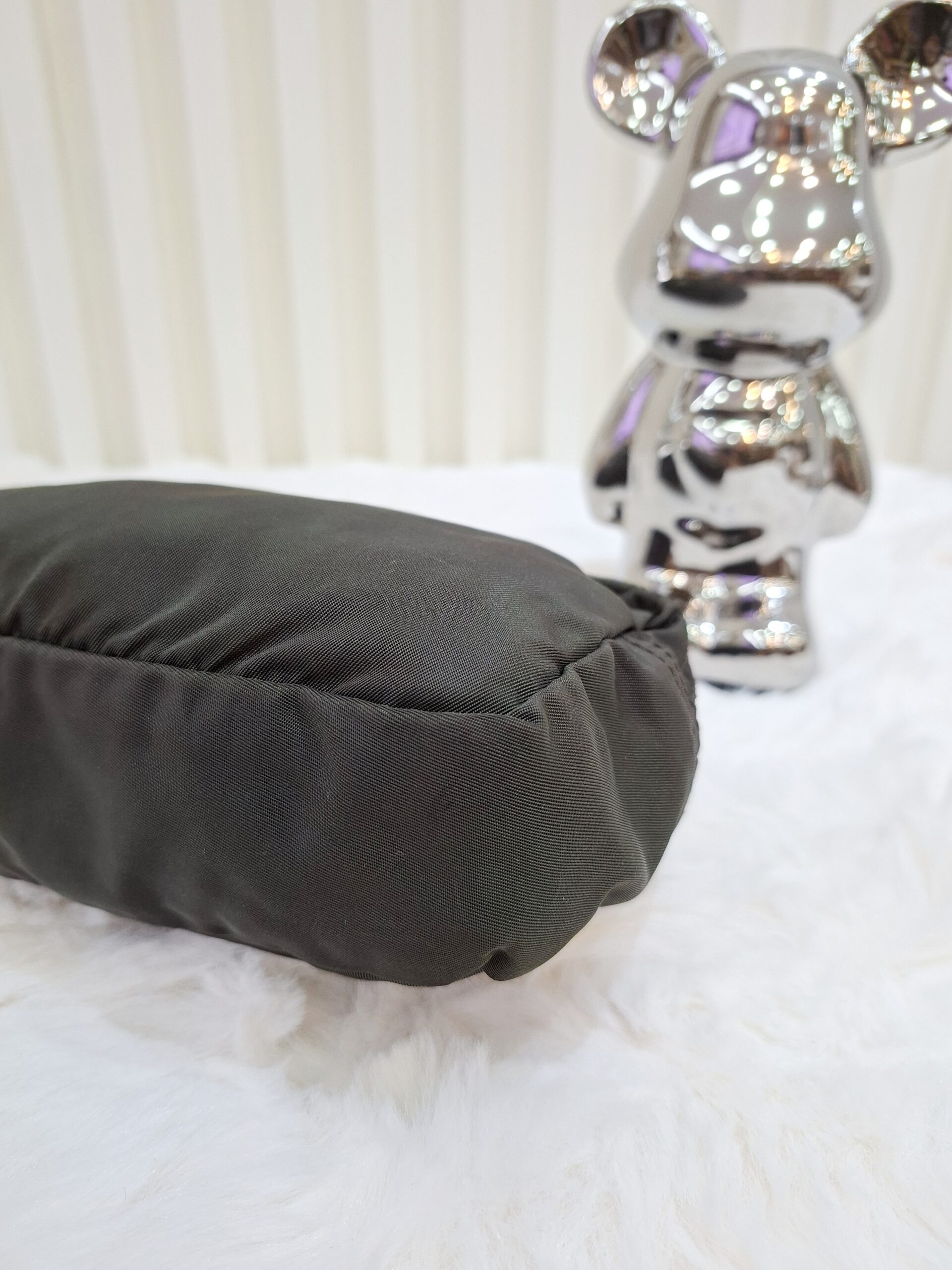 prada dark green pouch tessuto prada dark green pouch tessuto