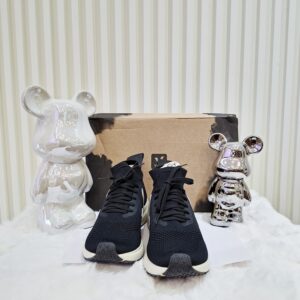 veja black rubber shoes size 5