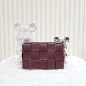 Home bottega veneta cassette burgundy crossbody bag