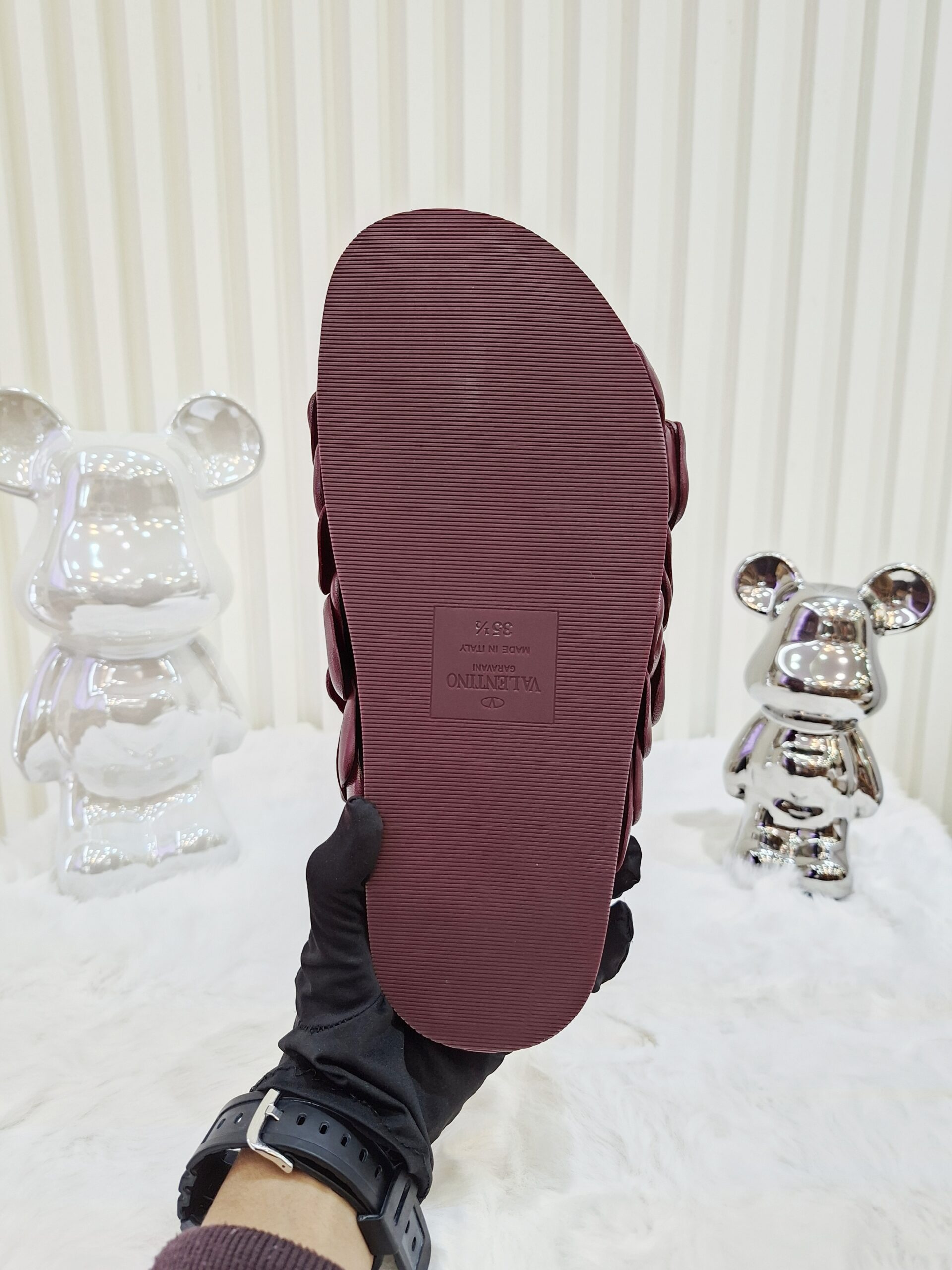 valentino garavani atelier 03 rose flat sandals burgundy size 35.5 valentino garavani atelier 03 rose flat sandals burgundy size 35.5