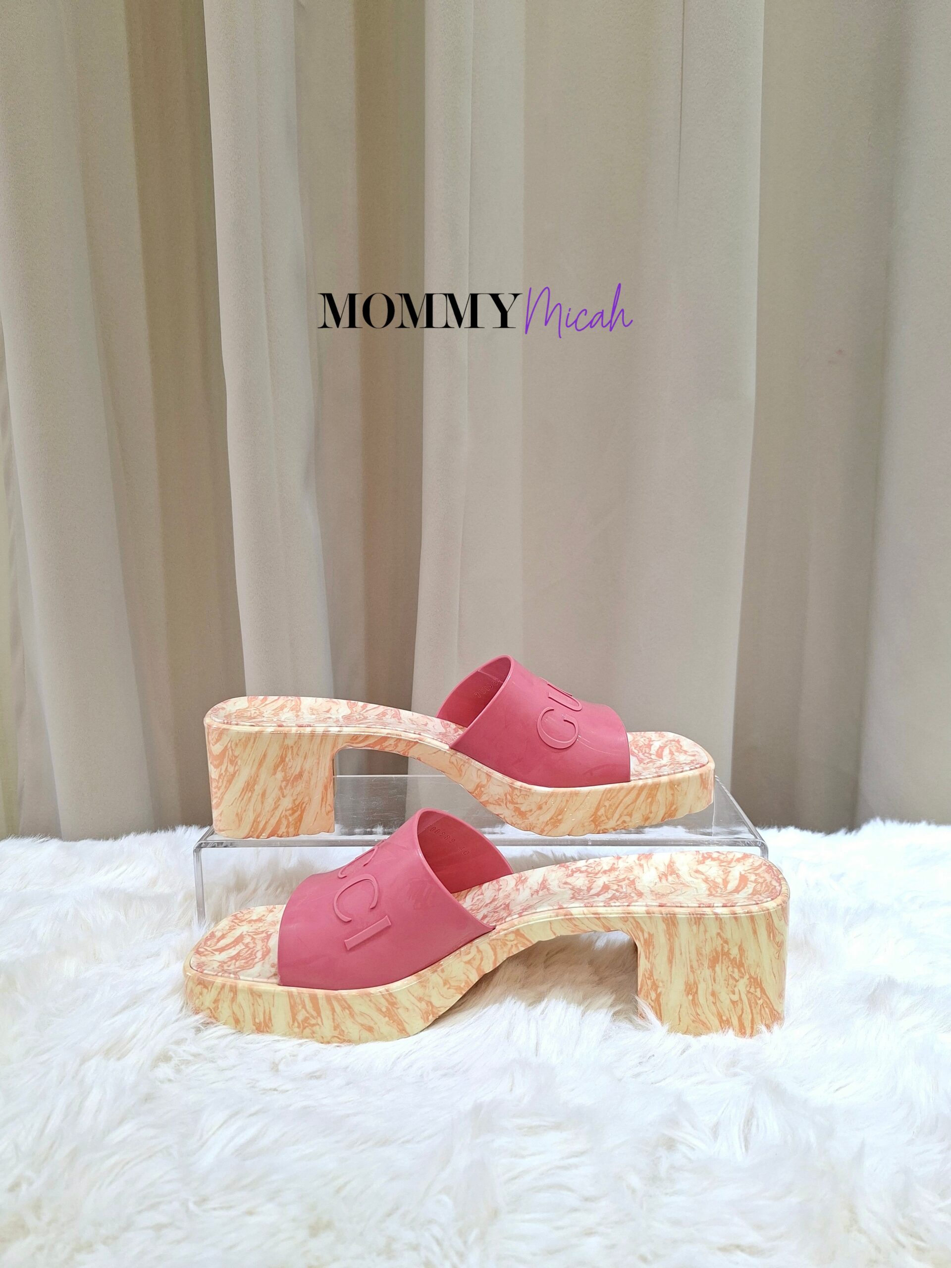 Gucci Pink Rubber Platform Slide Sandals Gucci Pink Rubber Platform Slide Sandals