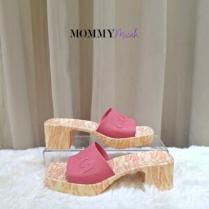 Gucci Pink Rubber Platform Slide Sandals