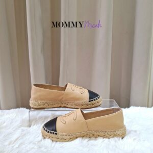 Chanel Espadrille Beige/Black Leather