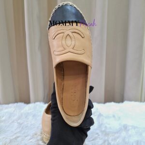 Chanel Espadrille Beige/Black Leather