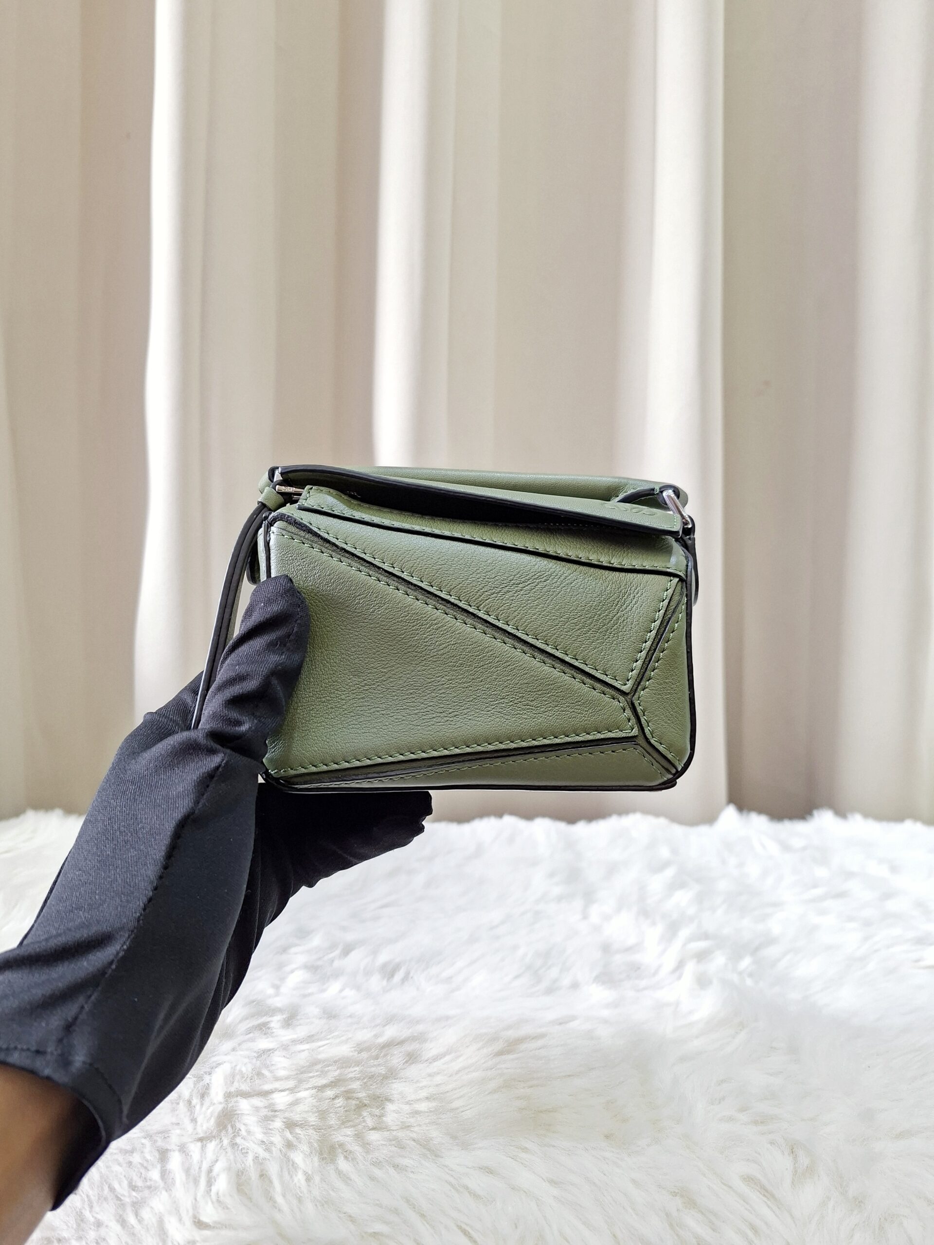 Brand New Loewe Nano Puzzle Green SHW Brand New Loewe Nano Puzzle Green SHW