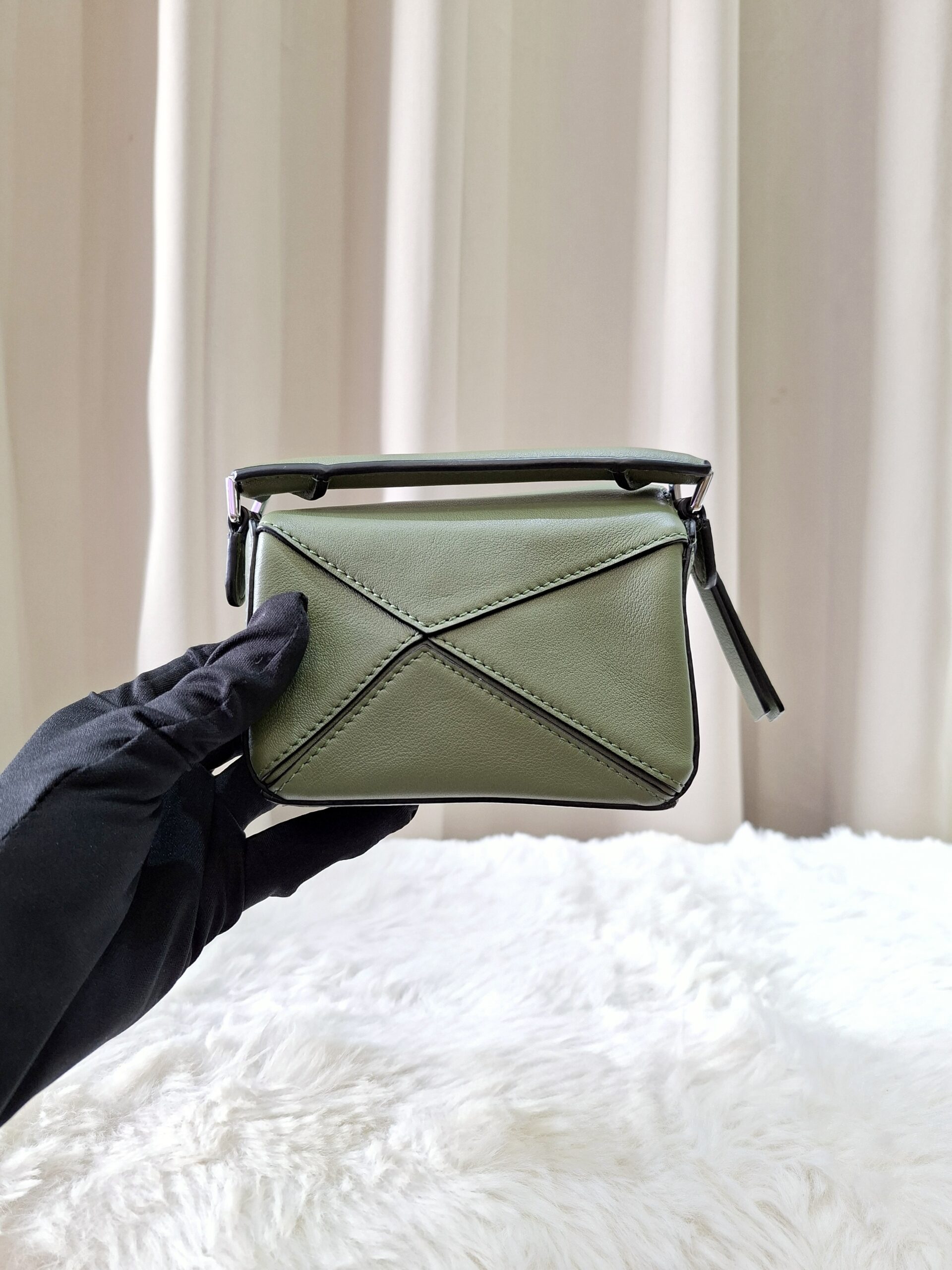 Brand New Loewe Nano Puzzle Green SHW Brand New Loewe Nano Puzzle Green SHW