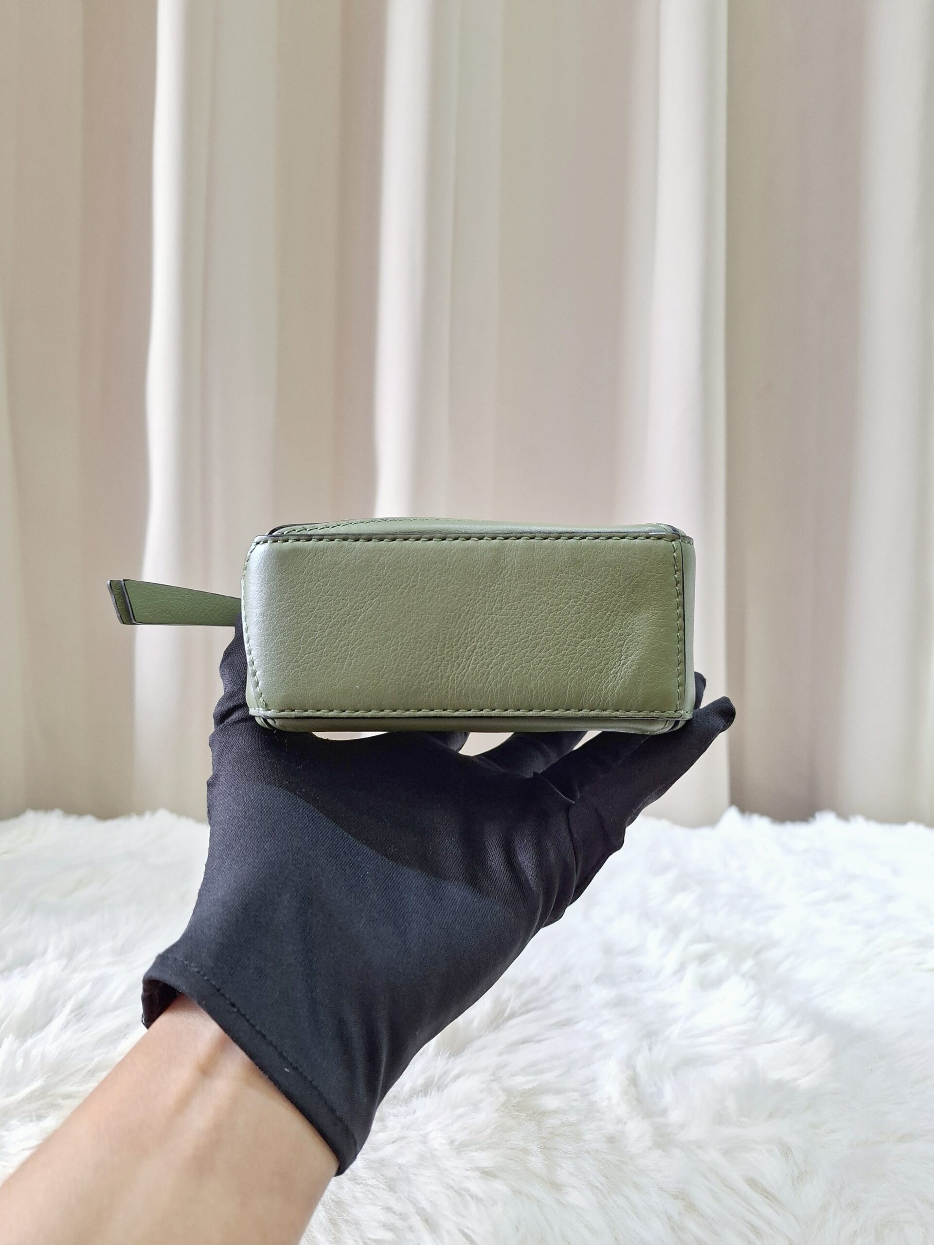 Brand New Loewe Nano Puzzle Green SHW Brand New Loewe Nano Puzzle Green SHW