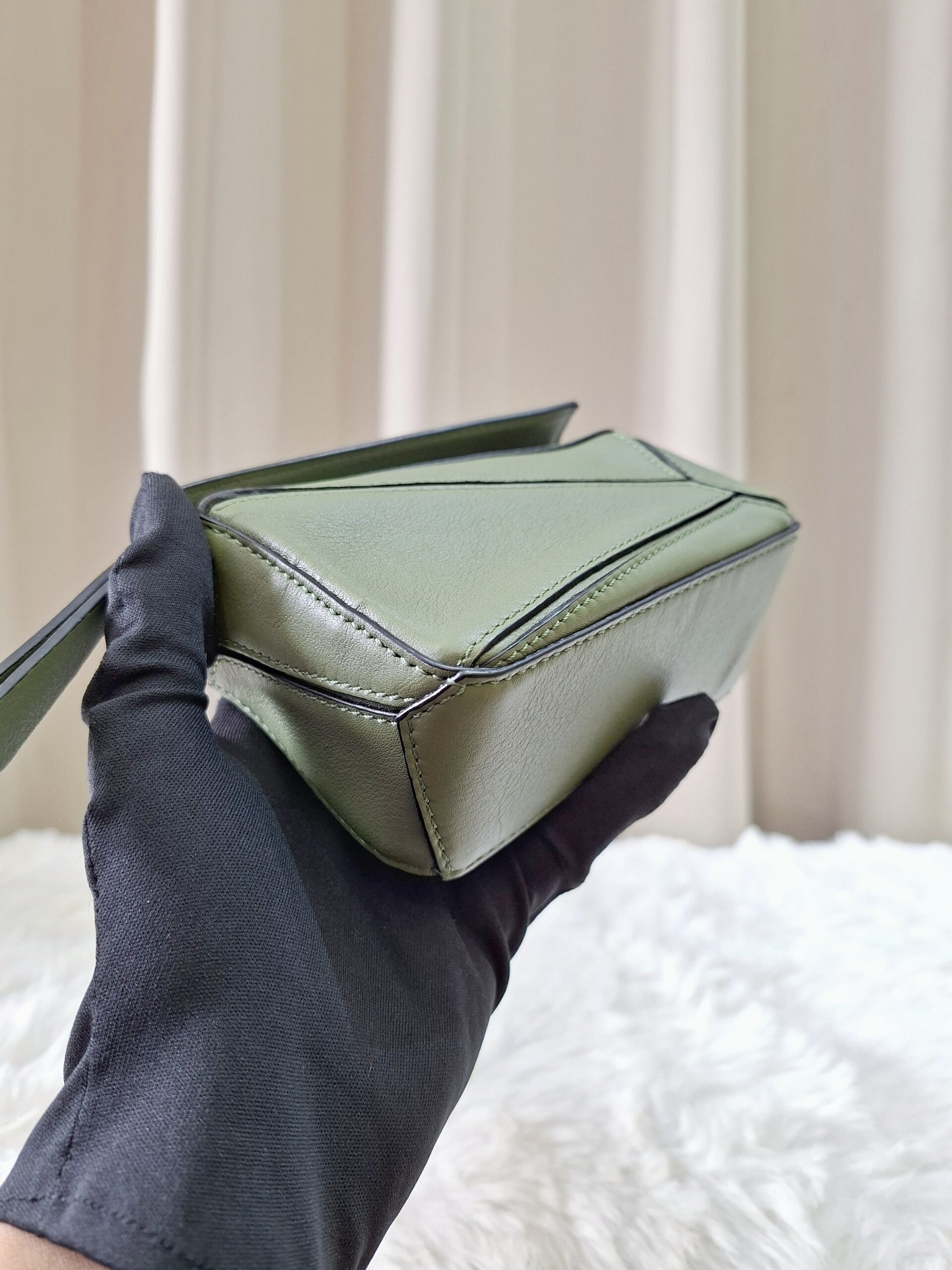 Brand New Loewe Nano Puzzle Green SHW Brand New Loewe Nano Puzzle Green SHW