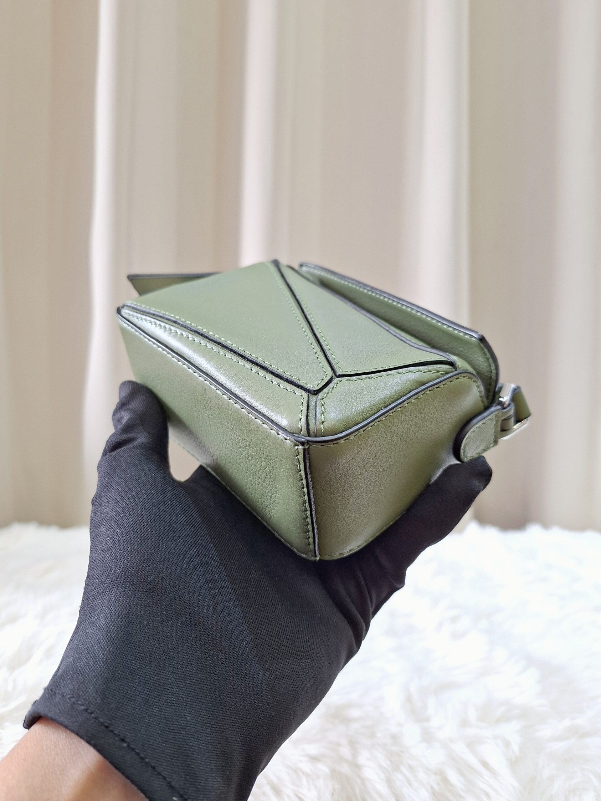 Brand New Loewe Nano Puzzle Green SHW Brand New Loewe Nano Puzzle Green SHW