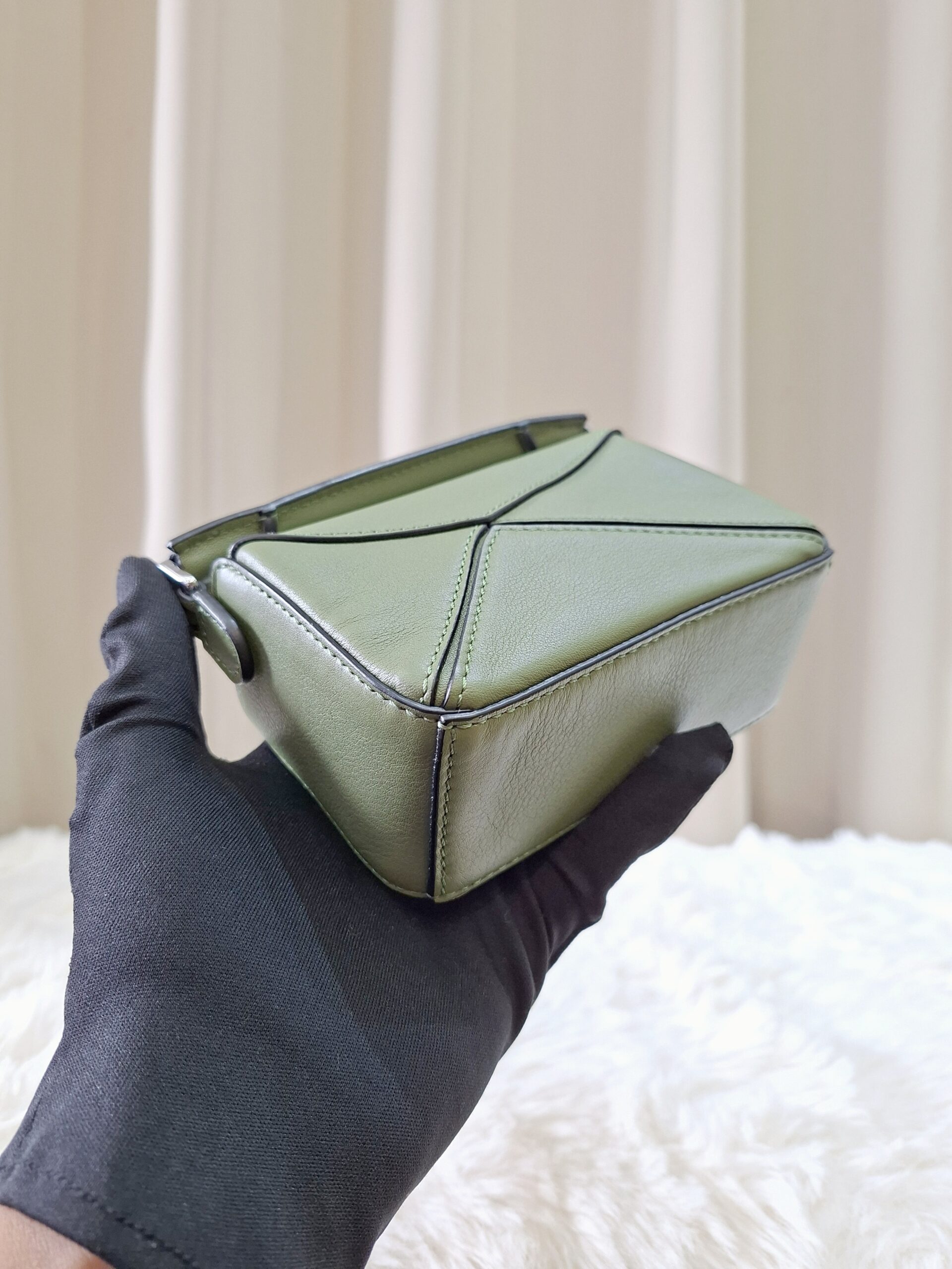 Brand New Loewe Nano Puzzle Green SHW Brand New Loewe Nano Puzzle Green SHW